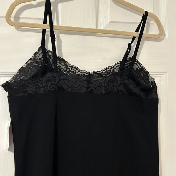NWT Torrid Foxy Lace Trim V-Neck Cami - Black - Size - Picture 9 of 9
